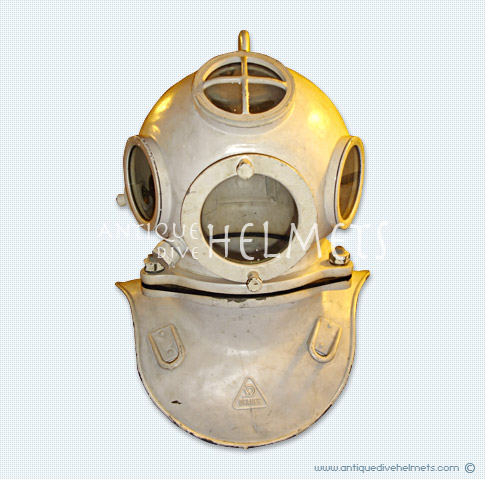 Foto: c_2001_front_g.jpg